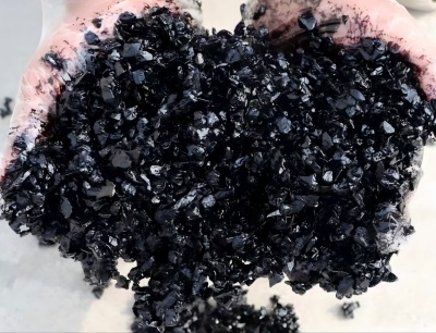 永发镇沥青冷补料（沥青砂）的优势特点与施工流程解析